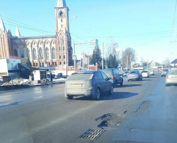 Болгары брянск. Болгары брянск. Чернодресник одежда болгар. Платье из болгара. Церковь возрождение брянск.