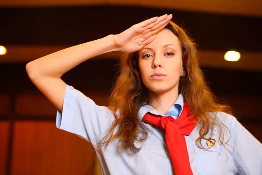 молодые вожатые. сотрудники лагеря. красивые вожатые. артек педагогический отряд лагерь что это такое ?. красивые вожатые в лагерях.