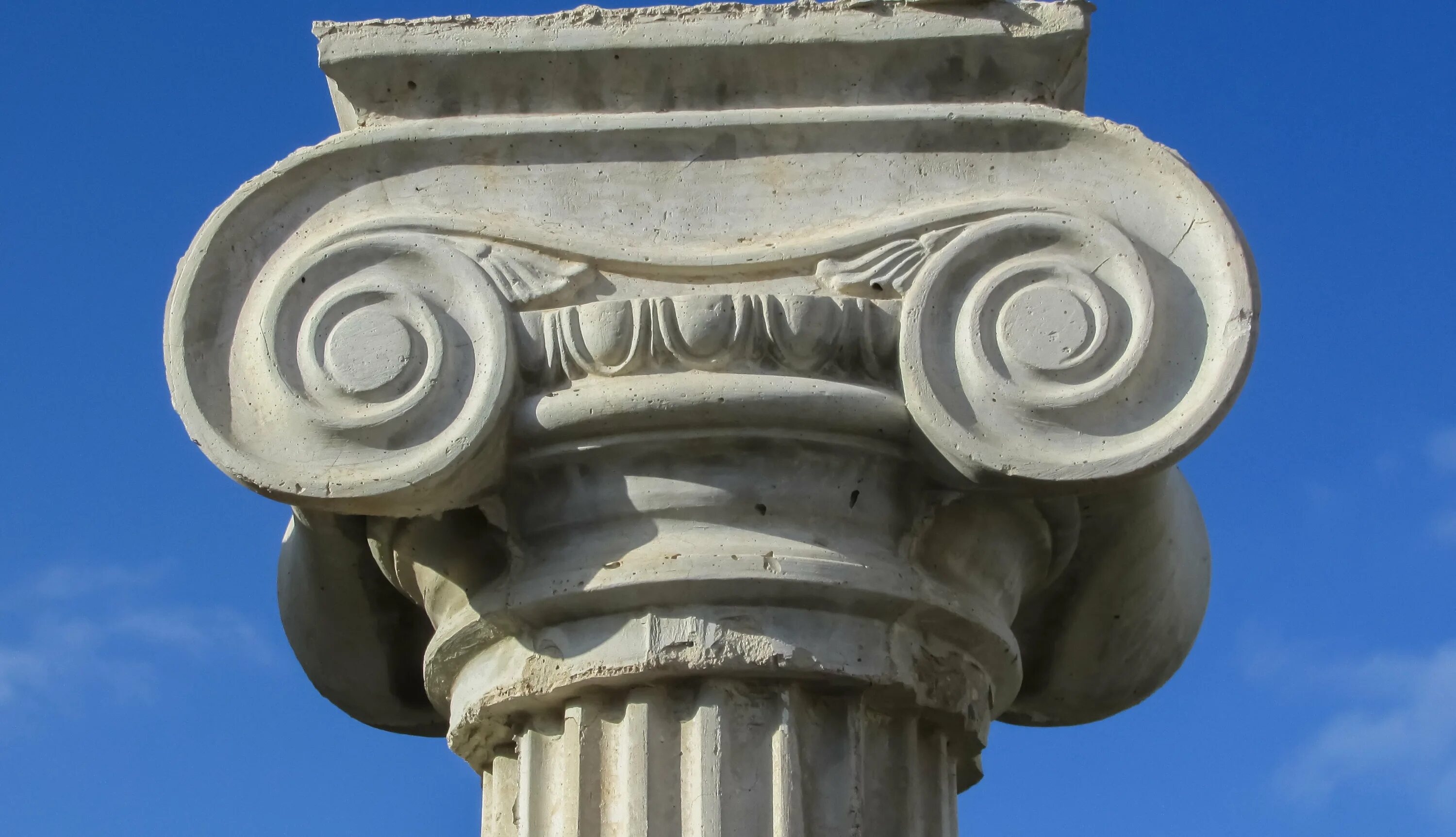 Греческая ионическая колонна. Капитель ионическая Греция. Капитель Ионического ордера. Капитель в древней Греции.