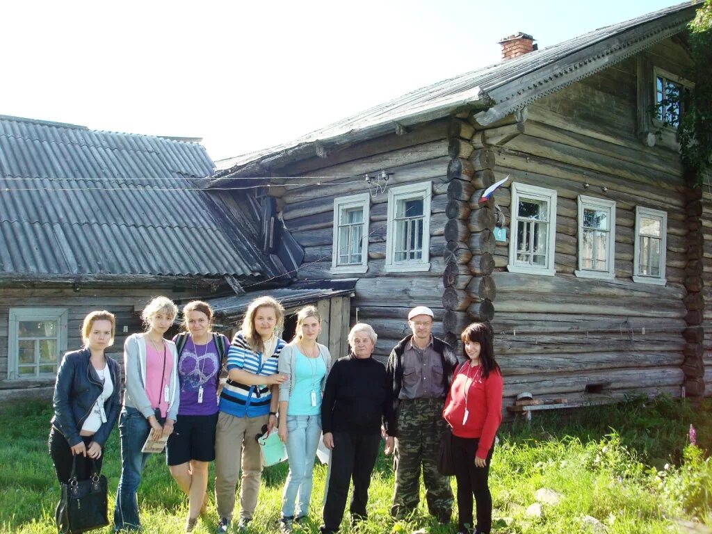 Сколько населения в деревне