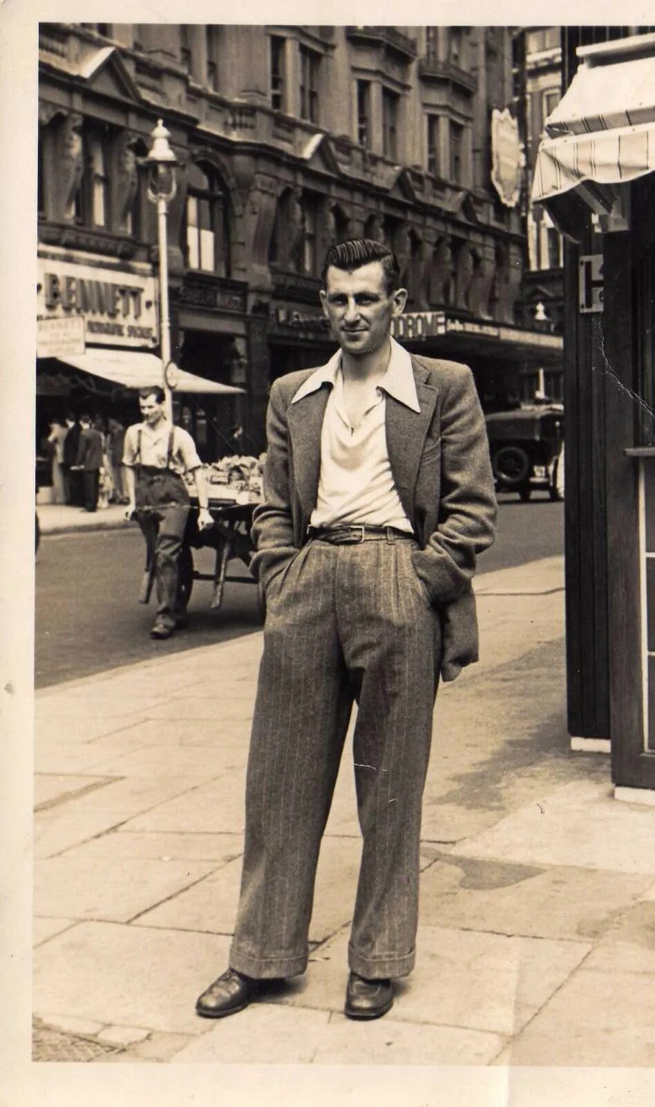 Мода 1950-х годов мужчины. 50е мода мужчины. 1950s Mens Fashion. Мужская мода Франция 1950.