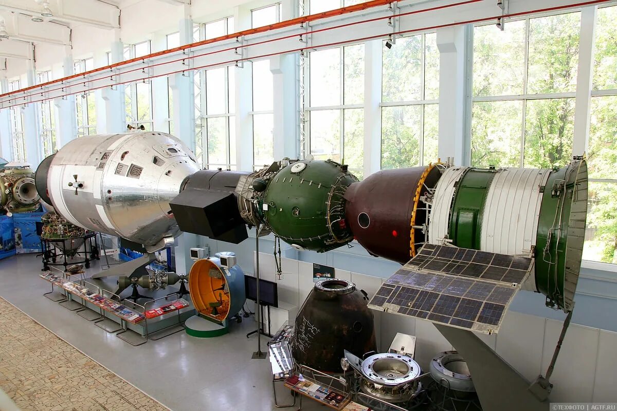 Как называется советский космический. Союз Аполлон космический корабль. Стыковочный аппарат Союз Аполлон. Аполлон ЭПАС. Космические корабли РКК энергия.