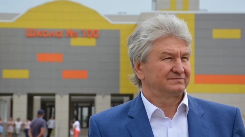 Семья владимира яковлевича ходырева. Семья владимира яковлевича ходырева. Председатель ленгорисполкома ходырев. Семья владимира яковлевича ходырева. Семья владимира яковлевича ходырева.