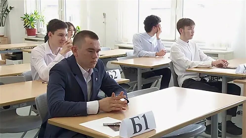 НЛО прилетело и украло описание.