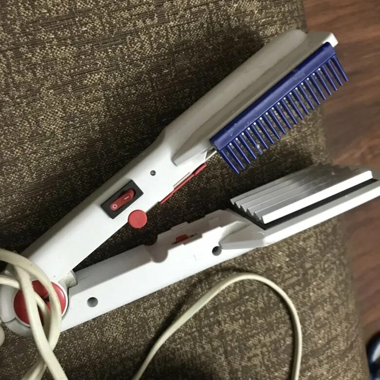 Прическа из гофрированных волос. Городкова виктория. Выпрямитель для волос sinbo shd 7042. Зизи хайршоп гофре 27. Гофре ноги.