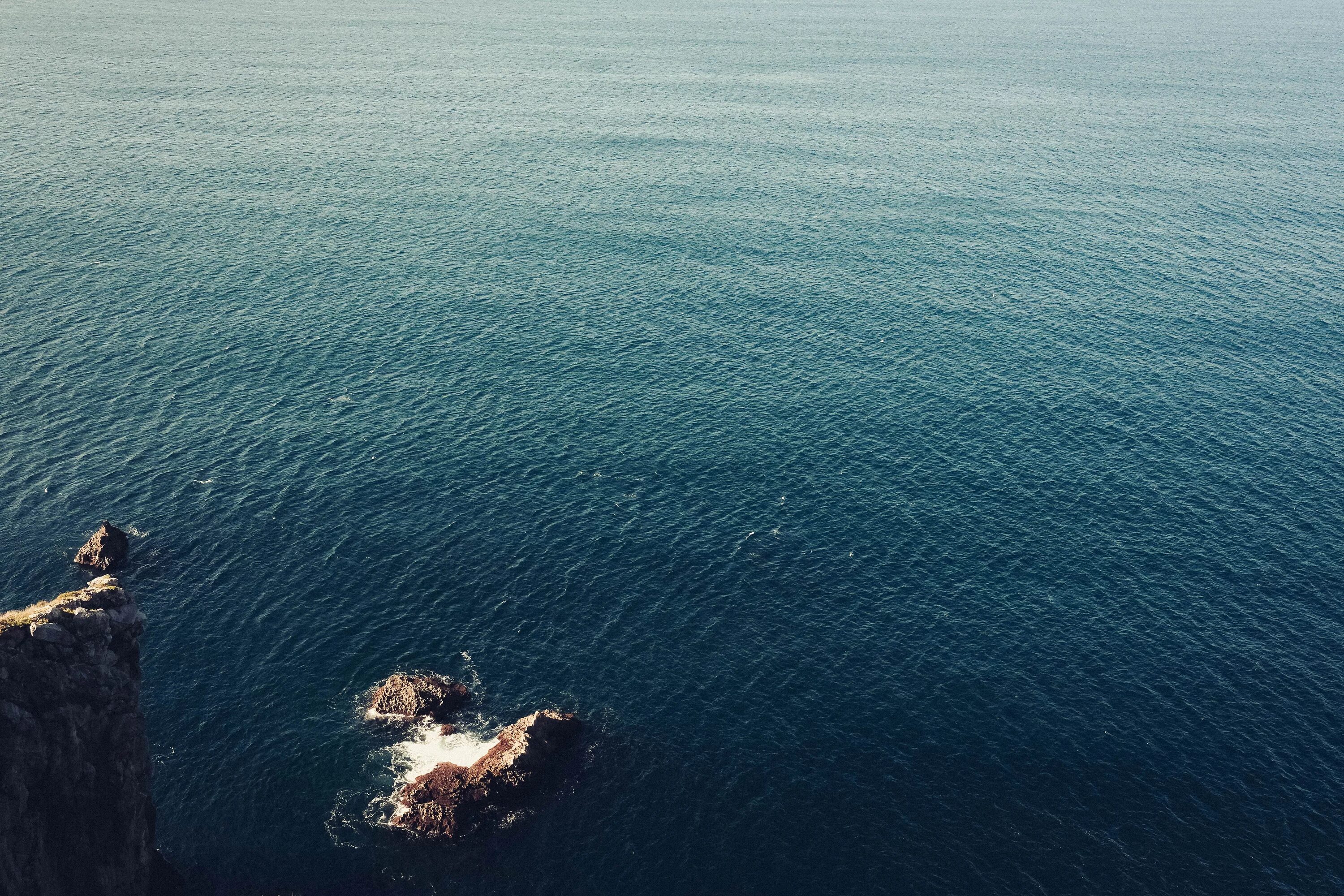 Море вид сверху. Море с высоты. Посреди океана. Океан вид сверху. Высота воды в океане