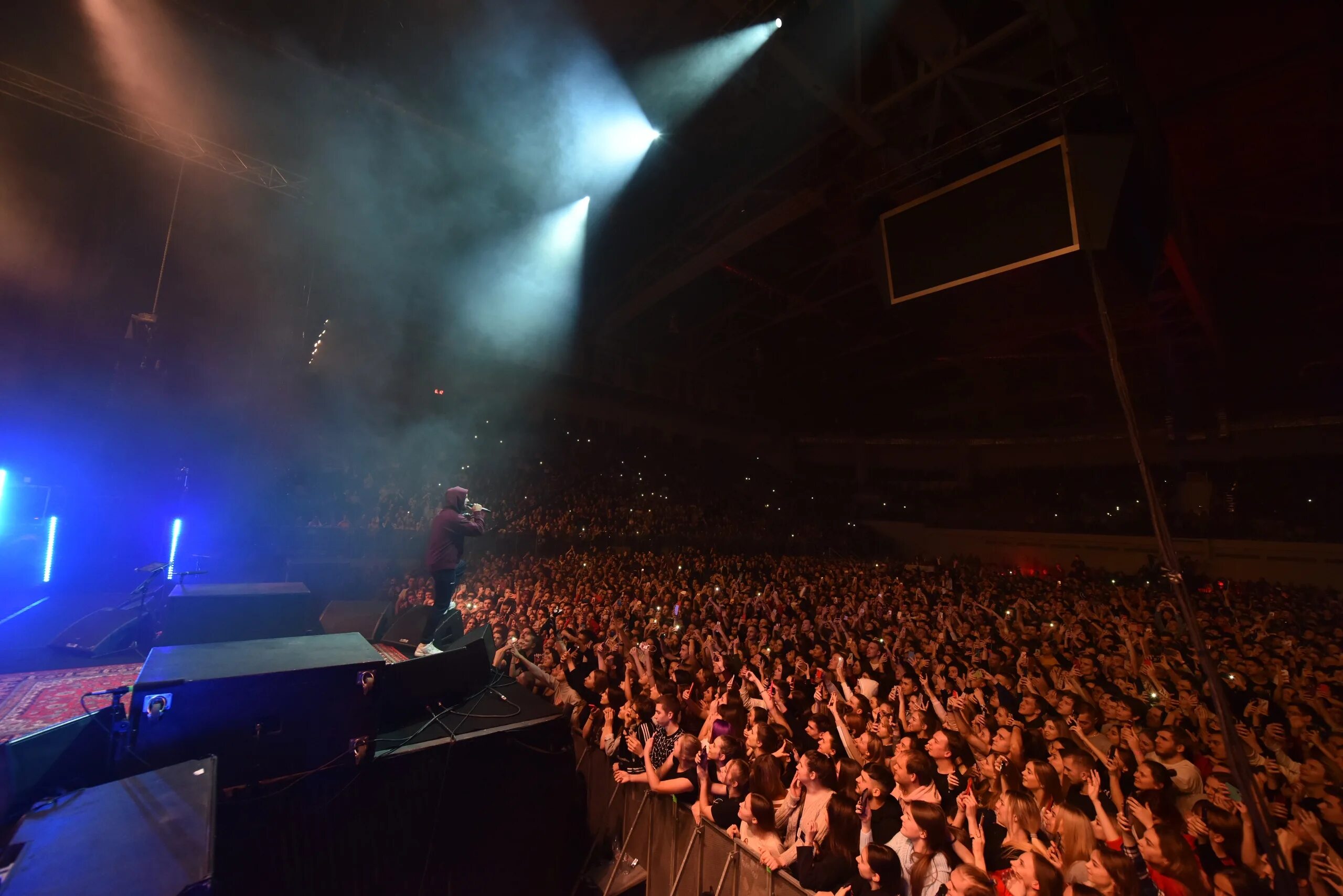 дизель арена пенза концерты. дискотека 90-х в дизель арена пенза. дизель арена пенза сцена. дизель-арена пенза концертный зал. дизель арена пенза сцена.