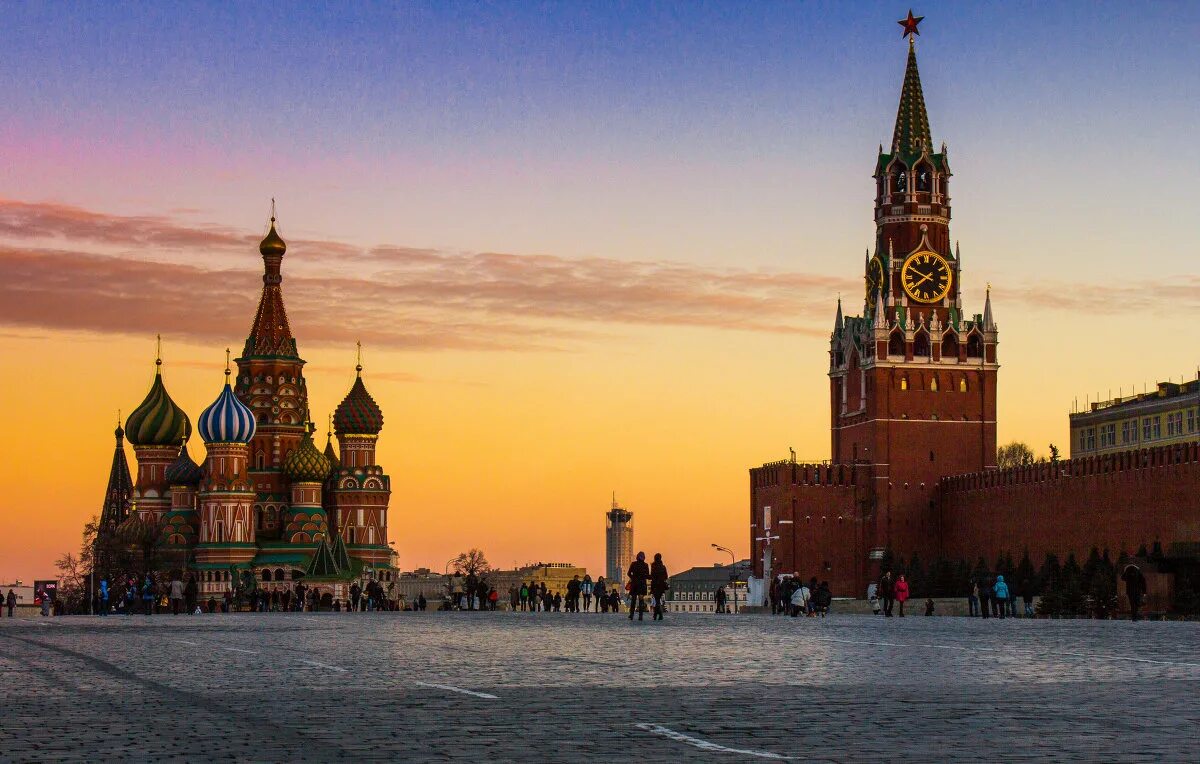 московский кремль и красная площадь. кремлевская площадь 2. фото кремля и красной площади в москве. соборная площадь кремля в москве храмы. моковский кремль и красаня площадь.