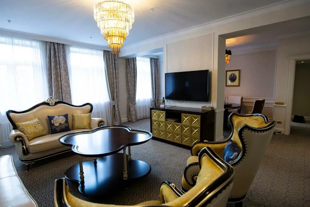 Царь палас. Царь Палас отель Санкт Петербург. Гостиница Tsar Palace Luxury & Spa Hotel. Tsar Palace Luxury Hotel Spa Санкт-Петербург. Гостиница Tsar Palace в Пушкине.