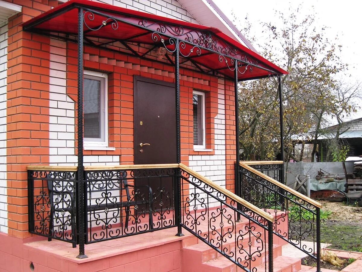 металлическое крыльцо с навесом. металлическое крыльцо частный дом. крыльцо для частного дома из металла. кованое крыльцо 2 ступени. металлическая лестница для крыльца.