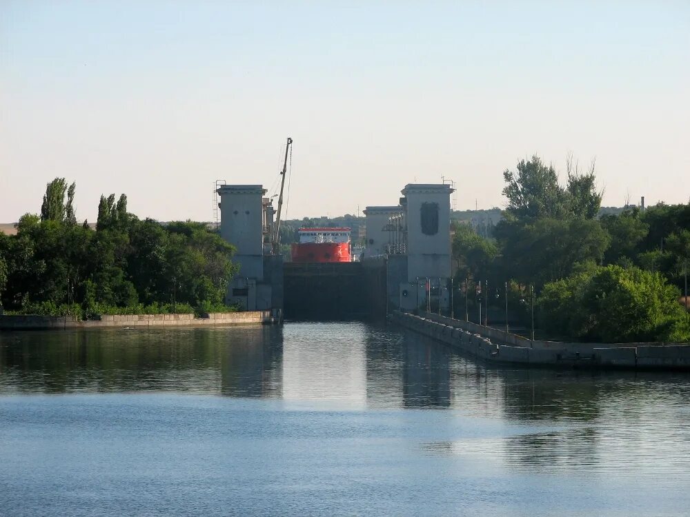 Шлюзы на днепре. Днепровский каскад водохранилищ. Шлюзы на днепре. Шлюзы на днепре. Краснодонецкая шлюз.