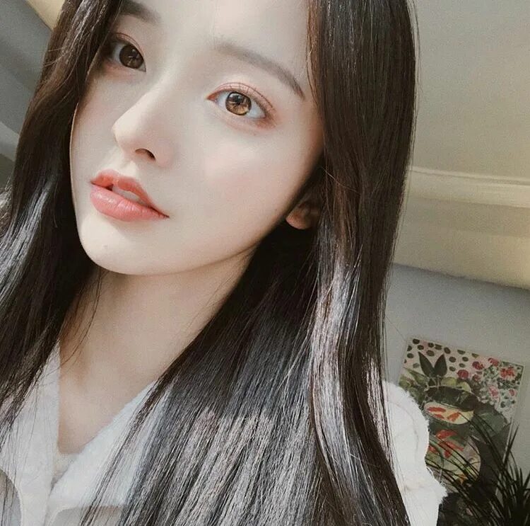 Идеал красоты в корее. Кореянки отзывы. Чон да ын ulzzang. Ульзанг ольчжан. Кореянки отзывы.