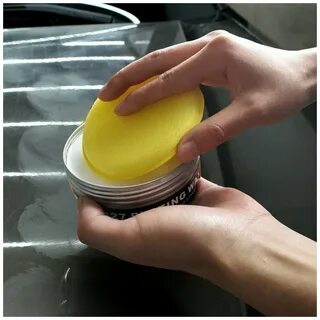 Нанесение воска на авто