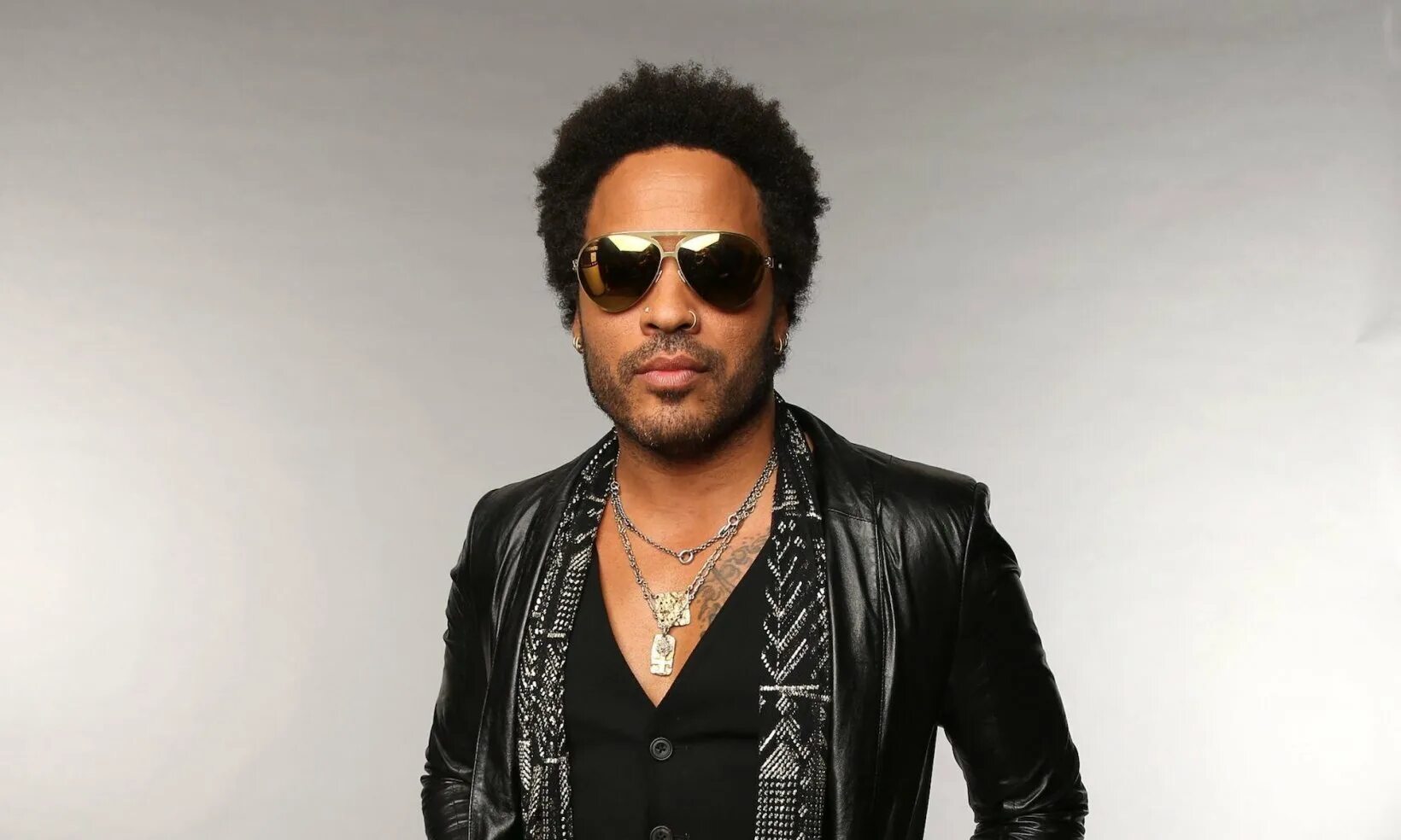 Ленни кравиц фото 2022. Ленни кравиц сейчас. Лени кравец. Ленни кравиц в очках. Ленни кравиц.