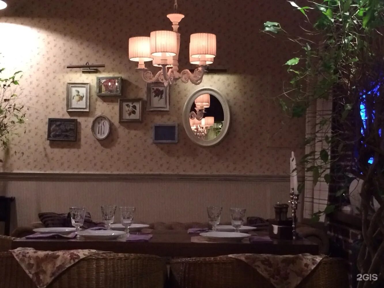 Богемный стиль бохо. Стиль хиппи шик. Мудборд в стиле хиппи. Стиль бохо шик. Бохо челны.