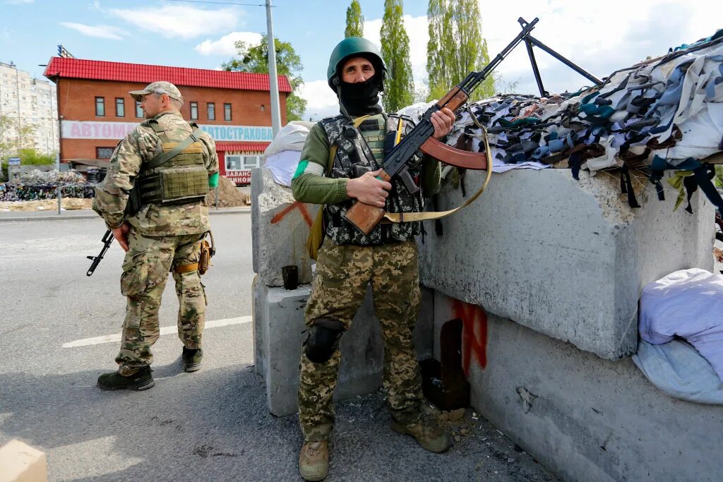 Мобилизованный украинец. Украинские военные. Военная операция. Украинские мужчины. Пограничники.