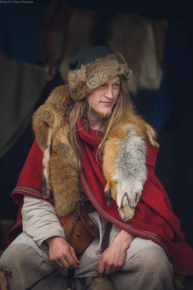 Король лисов. Викинг фест Мончегорск. Король Лис. Викинг фест сувениры. Viking Fest.