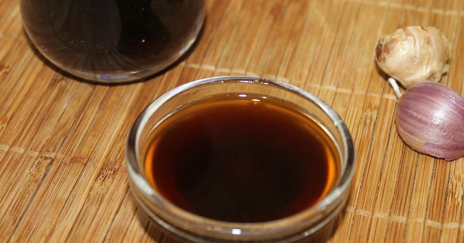 Соус терияки ингредиенты. Соевый соус терияки рецепт. Соевый соус терияки рецепт. Чикен хойсин. Соевый соус терияки рецепт.