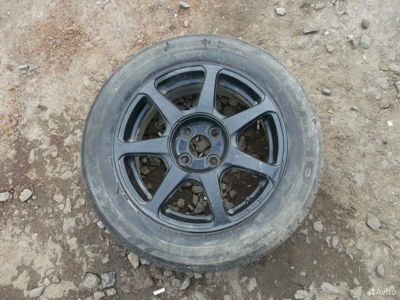 Авито запчасти колеса. Докатка r15 на литье. Колеса на коляску детскую. Колесо для детской коляски. Штампы р14 на ваз wn.