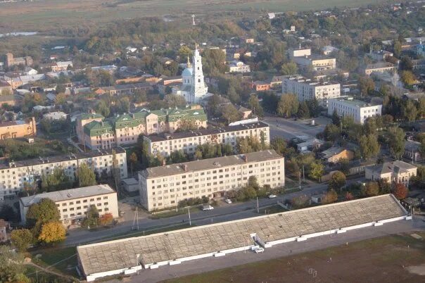 Погода на неделю рыльск курской. Город Рыльск Курская область. Население города Рыльска Курской области. Рыльск центр города. Рыльская крепость Рыльск.