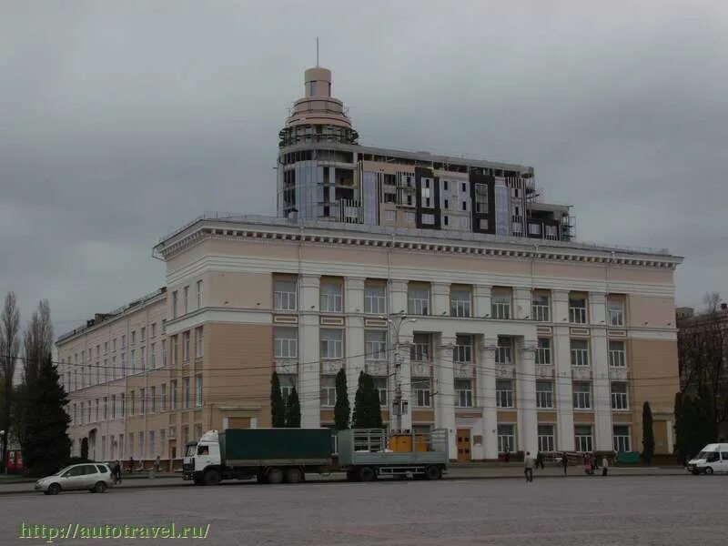 Министерство архитектуры воронежской области. Университет архитектуры в Воронеже. Библиотека Никитина Воронеж. Архитектура Воронежа Гурьев. Областная библиотека Воронеж.