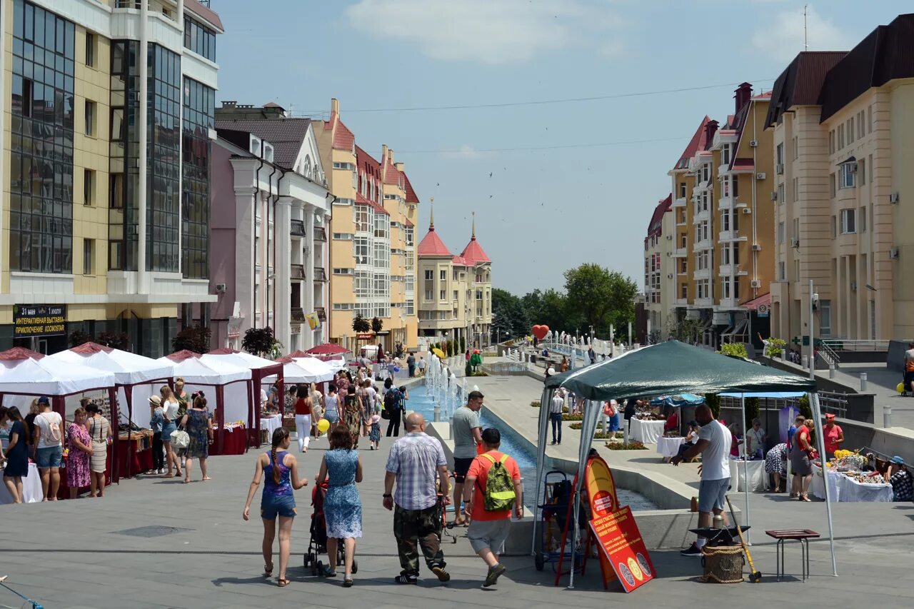 на своих двоих - алёна и женя. ставрополь исторический центр. на своих двоих алёна и женя дзен. выбор ставрополь. ставрополь центр города.