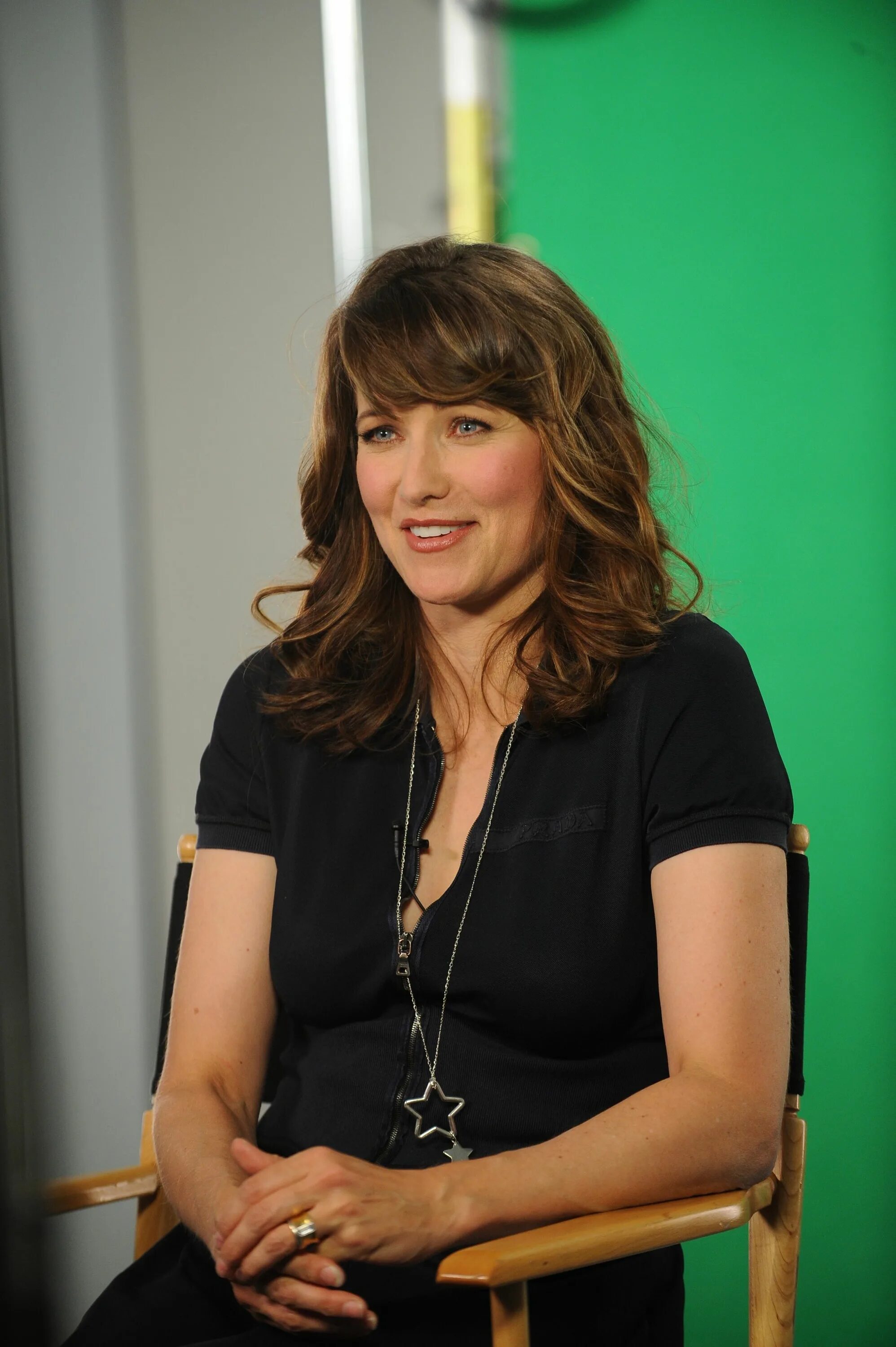 Lyusi loulecc. Люси Лоулесс 2022. Люси Лоулесс фото. Lucy lawless