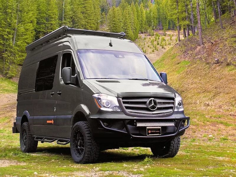 Мерседес 4х4 купить. Мерседес Спринтер 4 на 4. Mercedes Benz Sprinter 4x4 автодом. Мерседес Спринтер 6х6. Mercedes Sprinter 4x4 Camper.