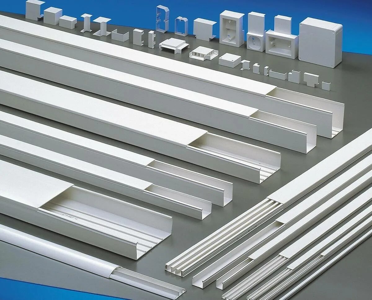 Электрический кабель канал. Кабель канал. Короб для проводов. Короб электротехнический. Кабельный канал пластиковый.