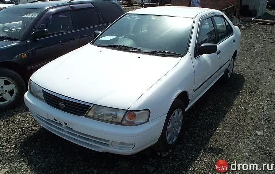 Ниссан санни 14 кузов. Nissan Sunny 1995. Ниссан Санни кузов fb14. Ниссан Санни fb14 1998.