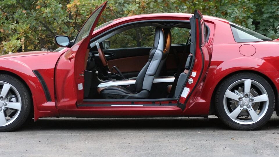 Открой mazda. Mazda RX 8 Doors. Mazda rx8 двери. Mazda RX 8 задние двери. Mazda RX 8 открытые двери.