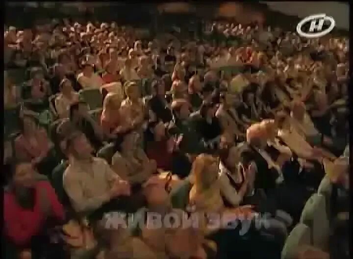 на варшаву падает дождь веселые ребята