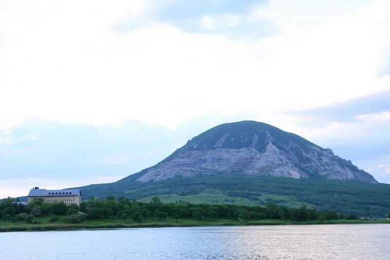 Санаторий Минеральные воды Новотерский. Минеральные воды, посёлок Новотерский. Минеральные воды-2 санаторий Железноводск. Минеральные воды санаторий Минеральные воды. Поселок новотерский ставропольский край