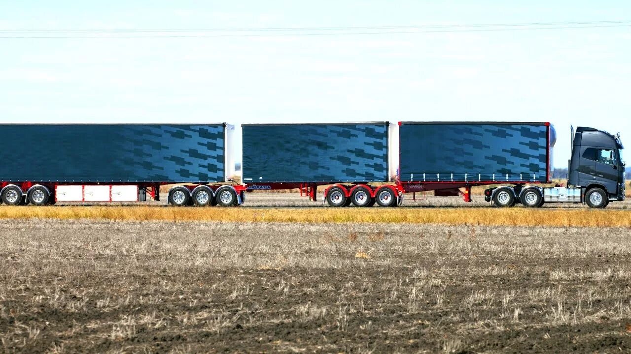 Включи автопоезд. Volvo FH 700. Volvo fh16 автопоезд. Автопоезд Вольво FH. Volvo fh16 700 XXL.