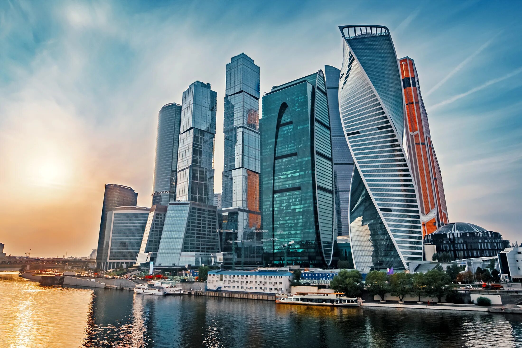 Москва сити куда пойти. Небоскреб багратион москва сити. Москва сити куда пойти. Москва сити 2003. Самый красивый вид на москва сити тараса шевченко.