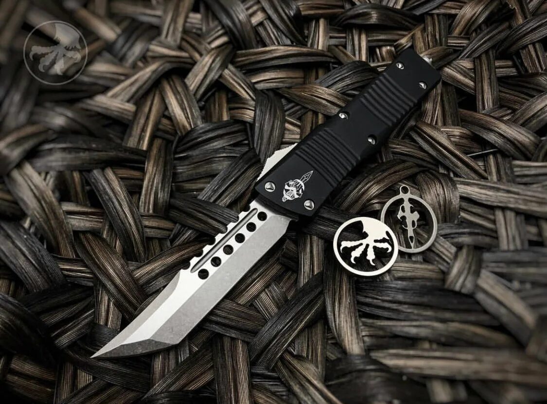 Microtech combat. Microtech Combat Troodon. Microtech Combat Troodon Hellhound. Microtech Hellhound Combat нож. Microtech Troodon Hellhound Stonewash.