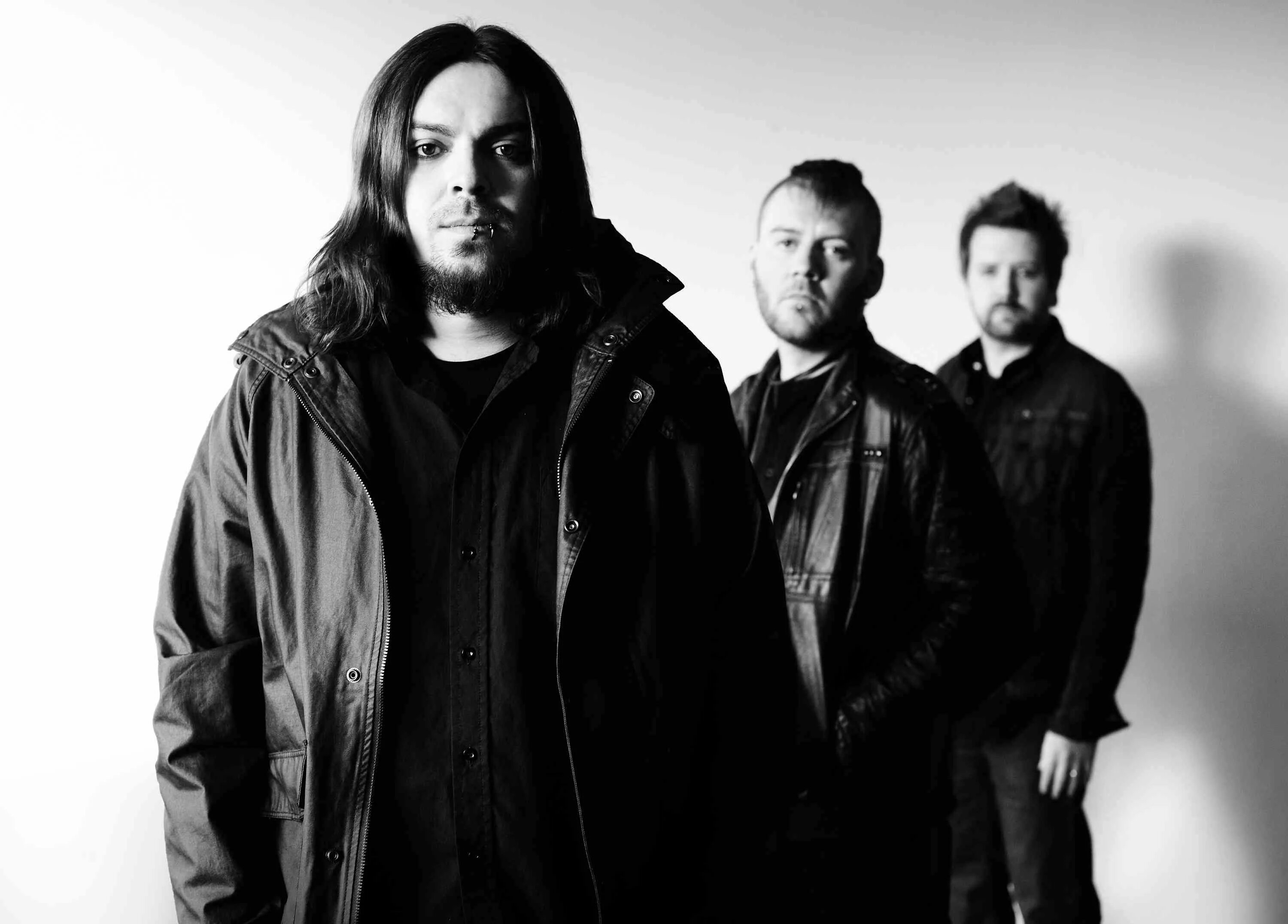 Seether remedy. Группа seether. шон морган seether. солист группы seether. seether рок-группа постер.