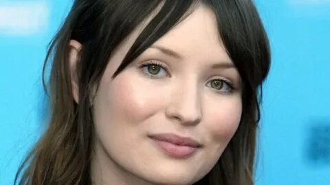 Қара шұлық киген қыз