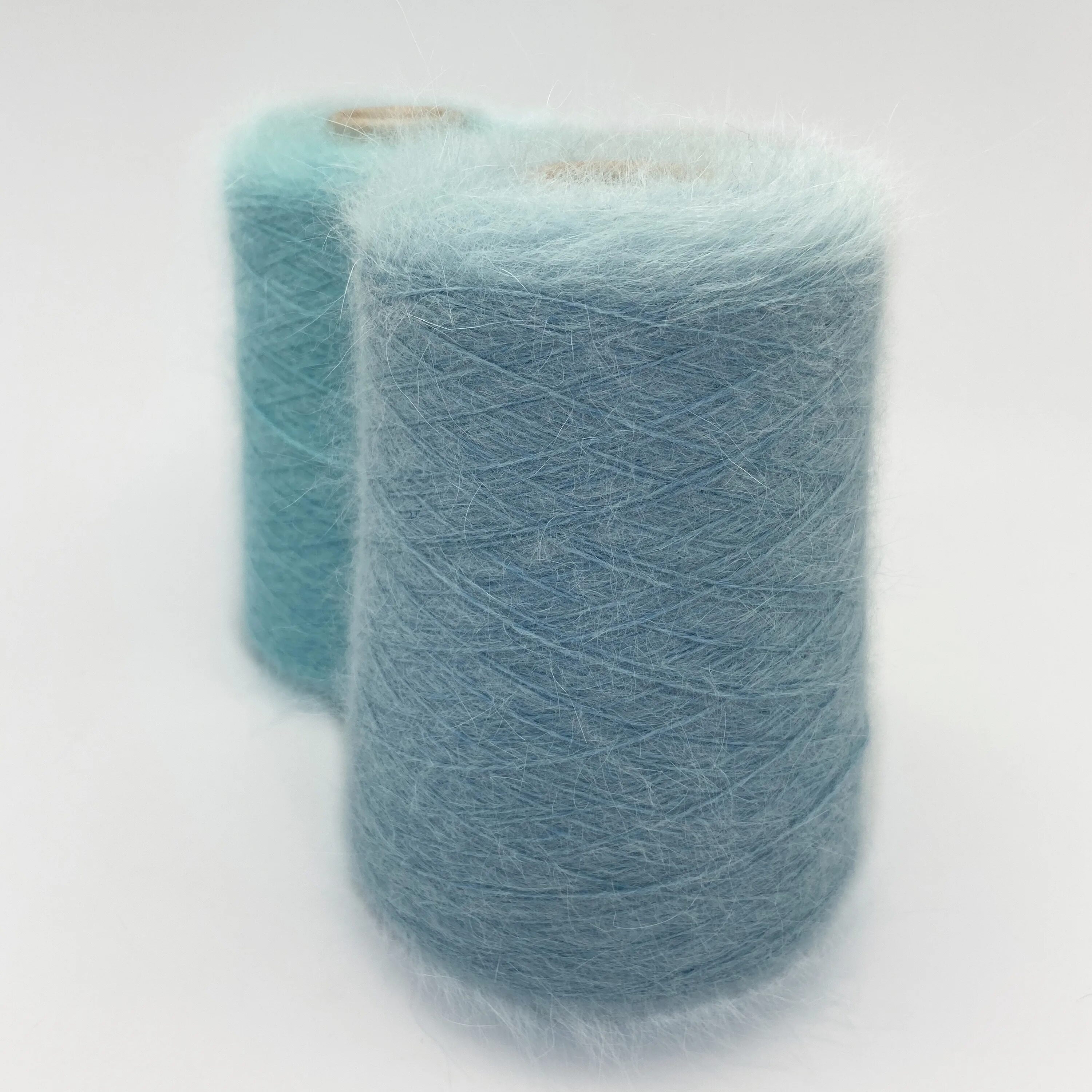 Пряжа erba mohair. Ангора 80 biagioli modesto. Biagioli modesto angora 80. Biagioli modesto art angora 80 80% ангора 20% полиамид 300м/100г пыльно-голубой. 80% ангора, 20% п/а biagioli modesto 566м/100гр.