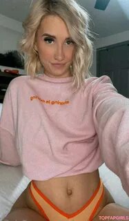 Aria Adams nude leaked OnlyFans photo. 