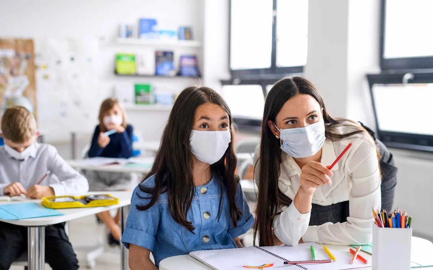 Планы после учебы. Урок в классе. Окончание университета. Учеба в школе. Конец обучения в школе.