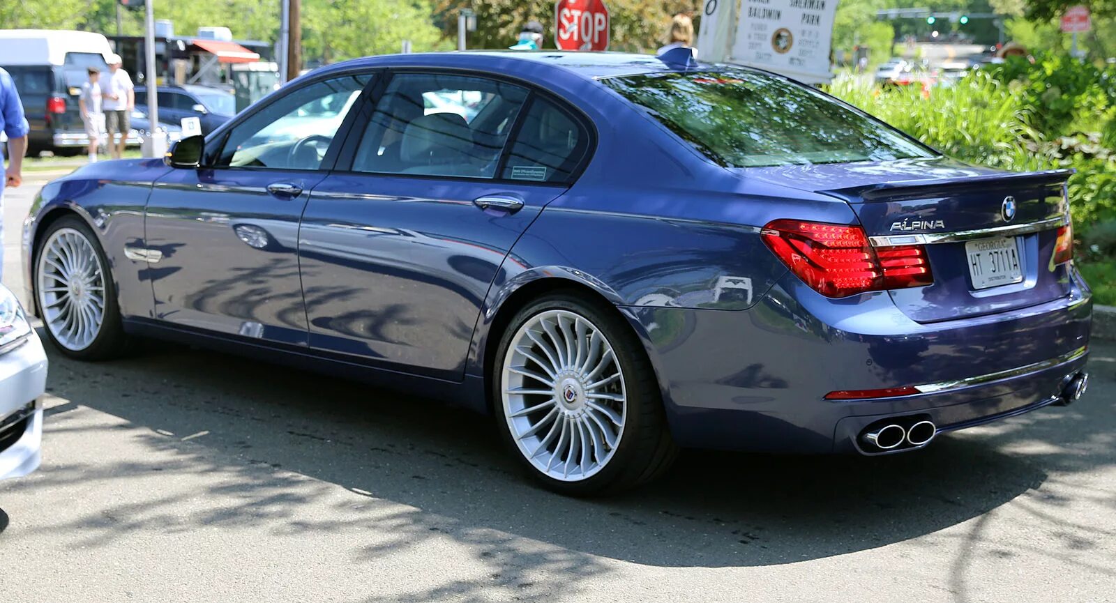 Bmw 7 alpina. Bmw 1 alpina. Bmw 1 alpina. Бмв 3 альпина. Bmw 1 alpina.