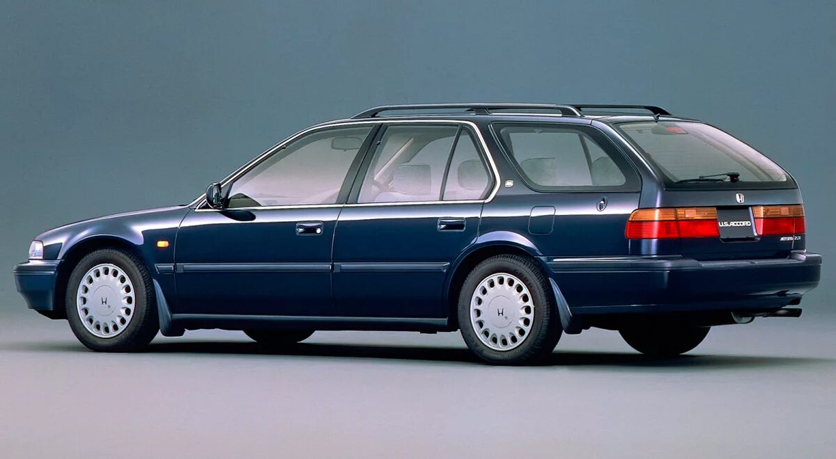 Хонда аккорд 4 купить. Honda Accord 4 поколение. Honda Accord 5 универсал. Хонда Аккорд 4 универсал. Honda Accord 1993 универсал.