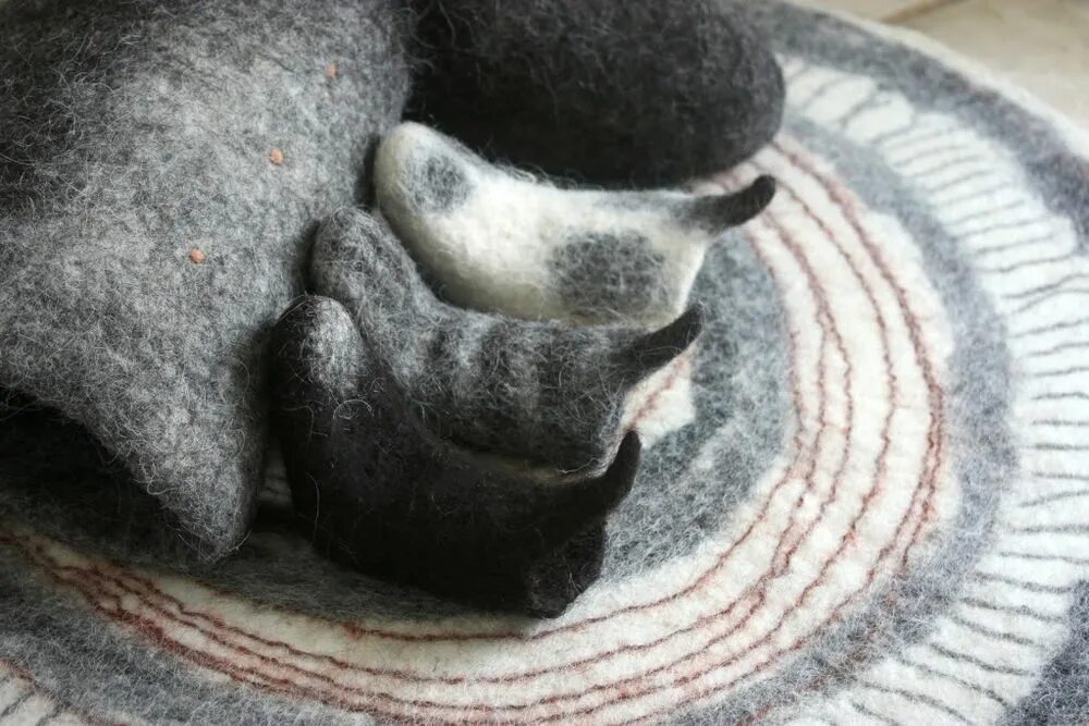 Стельки talus+ войлочные. Войлочная скульптура ирины андреевой. Куклы ирины андреевой войлок. Войлочная скульптура ирины андреевой. Ботинки войлочные северянка (25 бм).