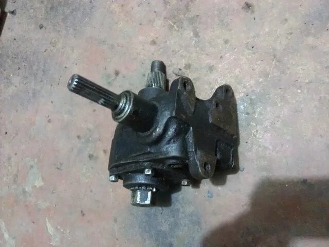 Рулевой редуктор уаз 3151. Рулевой механизм на уаз 469, хантер. Рулевой редуктор уаз 452. Рулевой редуктор 06823 уаз. Рулевой редуктор 469.