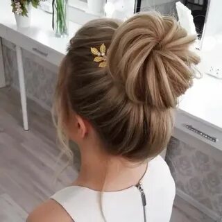 Прическа бублик