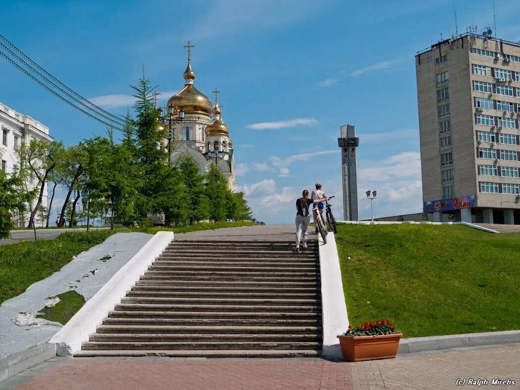 Г хабаровск где купить. Площадь славы Хабаровск. Набережная на площади славы. Хабаровск фото города. Площадь славы панорама.