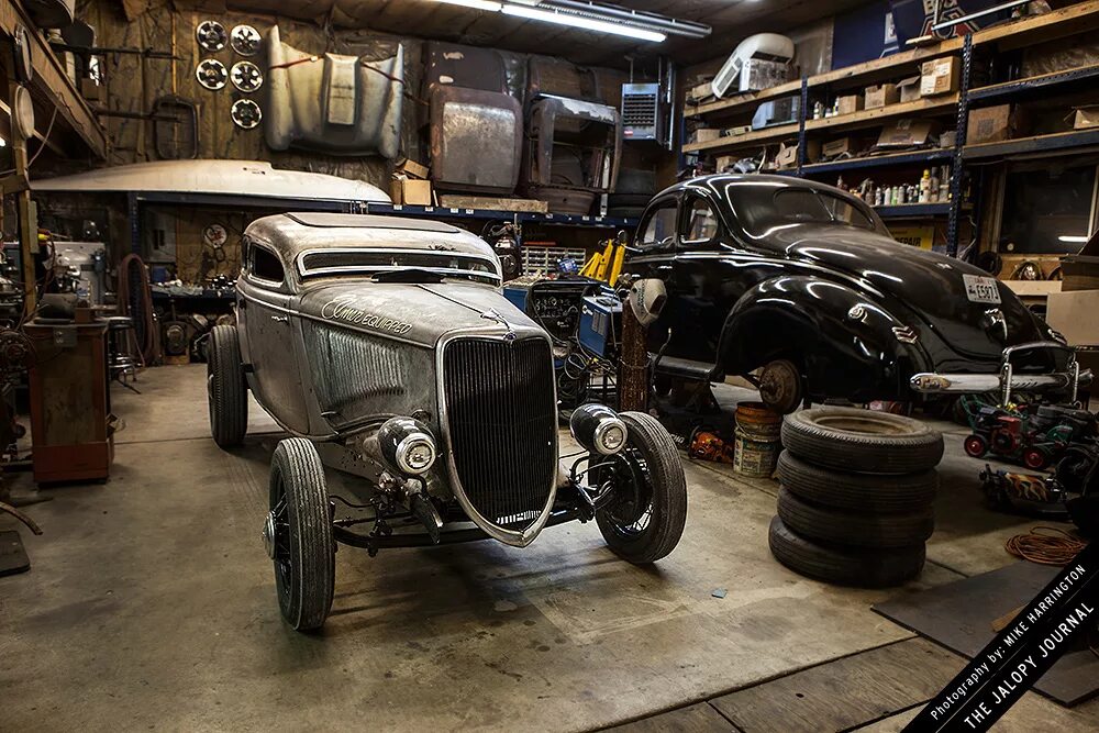 Ретро гараж механика мод много денег. Газ 69 rat rod. гараж ретро автомобилей. хот род гараж. авто-ретро мастерская.