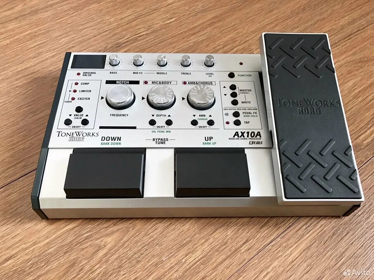Гитарный процессор korg. Korg ax1g. гитарный процессор korg ax300g. monkey гитарный процессор.