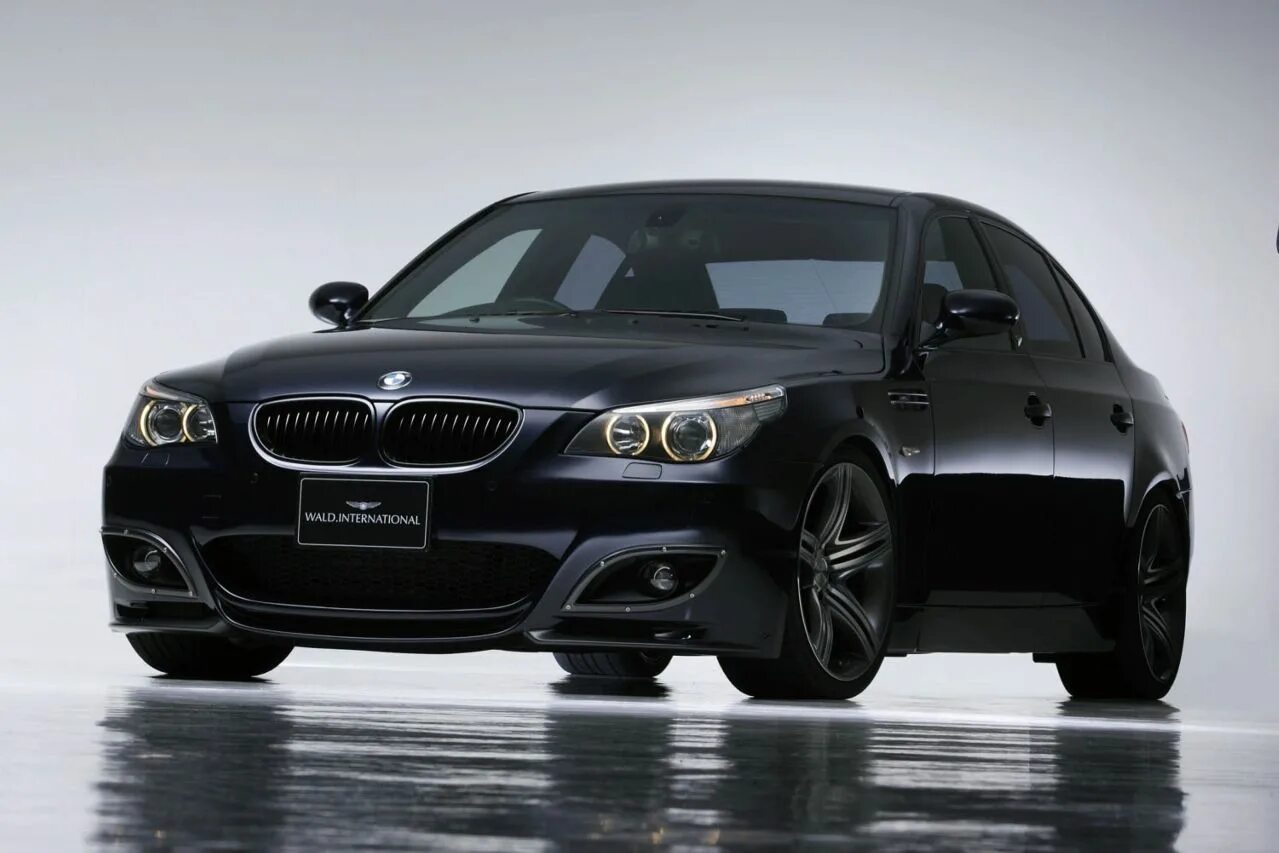 Модели м 5. BMW 5 e60. BMW m5 e60 Sport. BMW 5er e60. BMW m5 e60 Wald.